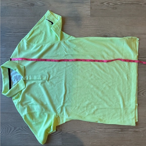 Nike Tiger Woods TW Dri-Fit ADV Golf Polo Shirt DA2995-101 Mens small Yellow - Picture 6 of 16
